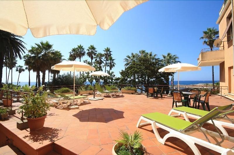 Hotel Kristina Imperia Exterior photo